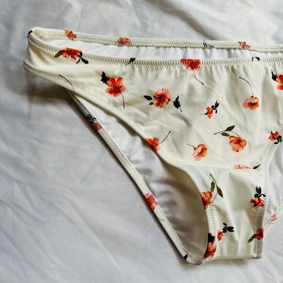 Shade & Shore Off White Floral Flowers Swimsuit Bottoms Only Bikini Bottoms Size - Picture 3 of 7